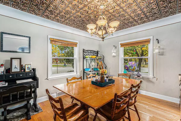 693 State Street, Holland, MI 49423