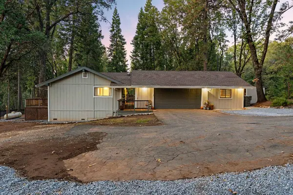 5376 Cold Springs DR, Foresthill, CA 95631