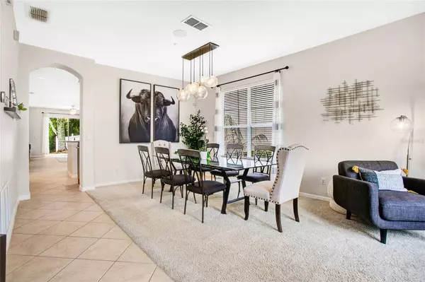 10110 CYPRESS VINE DR, Orlando, FL 32827