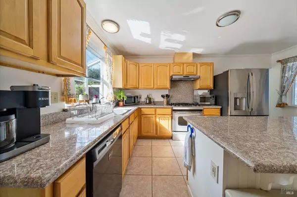 5991 Rose Arbor AVE, San Pablo, CA 94806