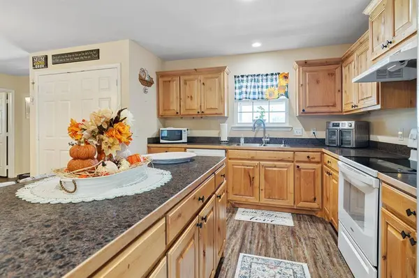 114 Wade Street, Whitesboro, TX 76273