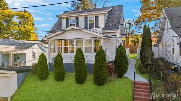 9 W George ST W, South River, NJ 08882