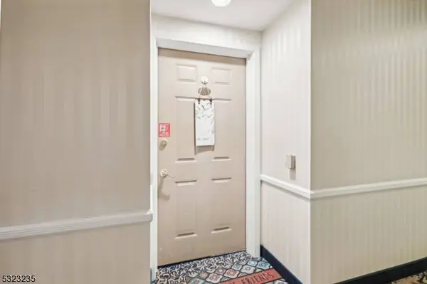 6206 Richmond Rd #206, West Milford Twp., NJ 07480