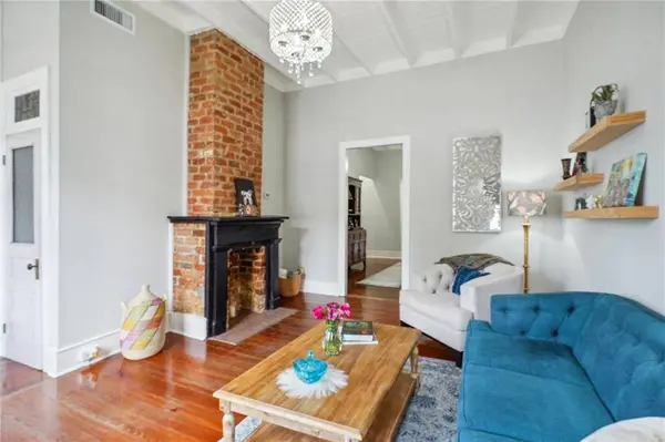 2036 CAMP ST, New Orleans, LA 70130