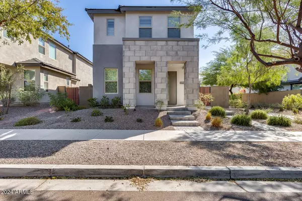 2025 W KINFIELD Trail, Phoenix, AZ 85085
