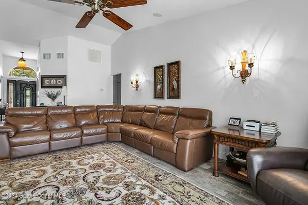 310 Main ST, Sebastian, FL 32958