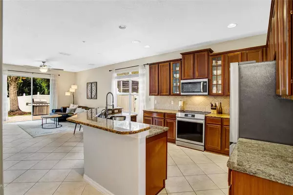 10110 CYPRESS VINE DR, Orlando, FL 32827