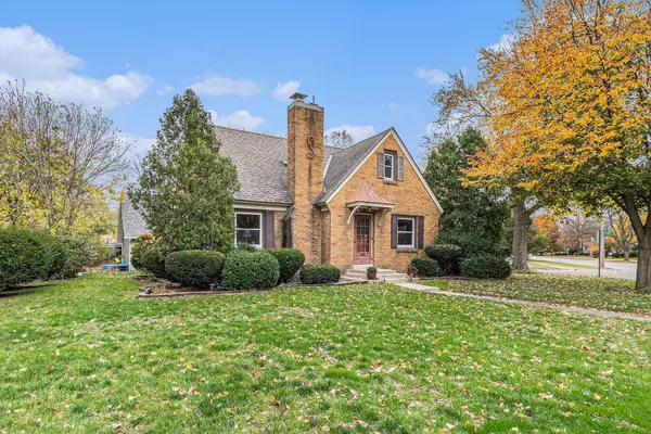 693 State Street, Holland, MI 49423