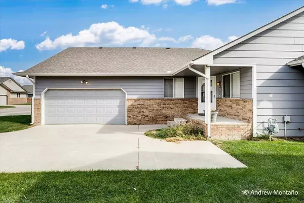 221 S Maize Rd, Units 31-32, Wichita, KS 67209