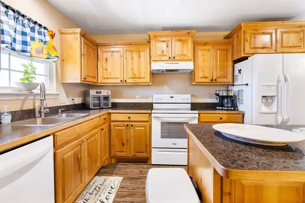 114 Wade Street, Whitesboro, TX 76273
