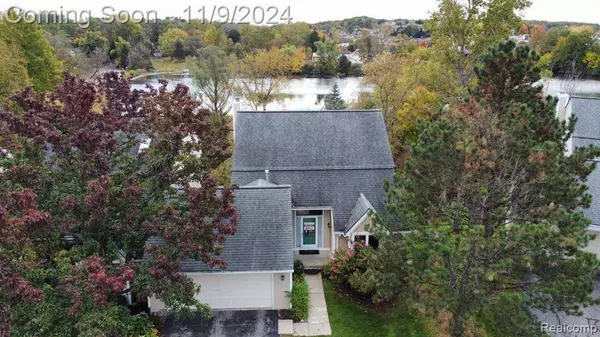647 MILL POINTE Drive, Milford, MI 48381