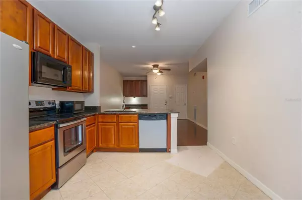 911 N ORANGE AVE #503, Orlando, FL 32801