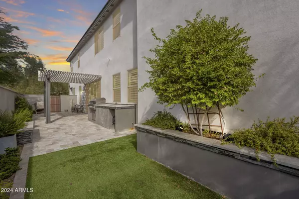 2025 W KINFIELD Trail, Phoenix, AZ 85085