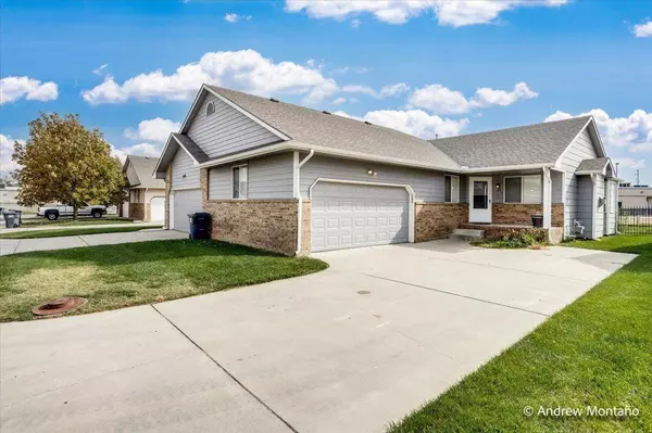 221 S Maize Rd, Units 31-32, Wichita, KS 67209