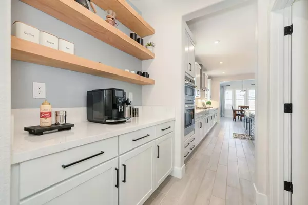 4850 Black Walnut DR, Folsom, CA 95630