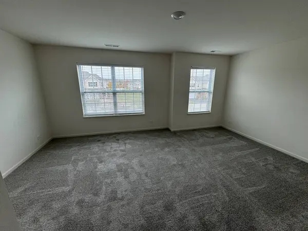 1209 Draper Road, Mchenry, IL 60050