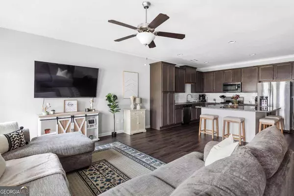 1950 Drew DR NW, Atlanta, GA 30318