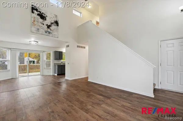 4834 Fenmore Avenue, Waterford, MI 48328