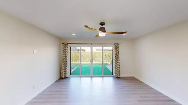 1111 E Ramon RD #46, Palm Springs, CA 92264