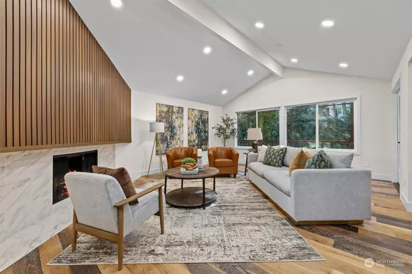 9375 SE 47th ST, Mercer Island, WA 98040