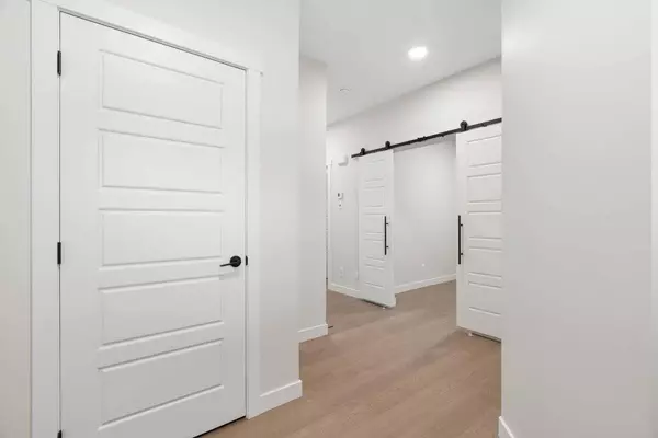 275 Rivercrest WAY, Cochrane, AB T4C3E9