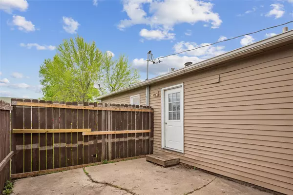 621 Warford Street, Perry, IA 50220