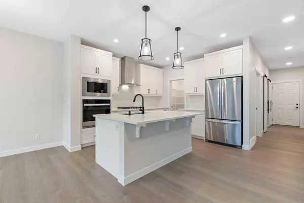 275 Rivercrest WAY, Cochrane, AB T4C3E9