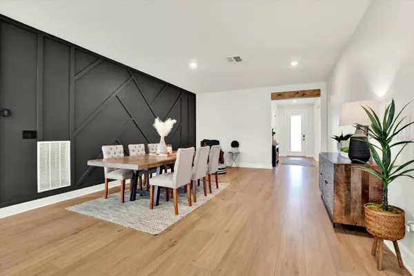 9483 IBIS GROVE BLVD, Wesley Chapel, FL 33545