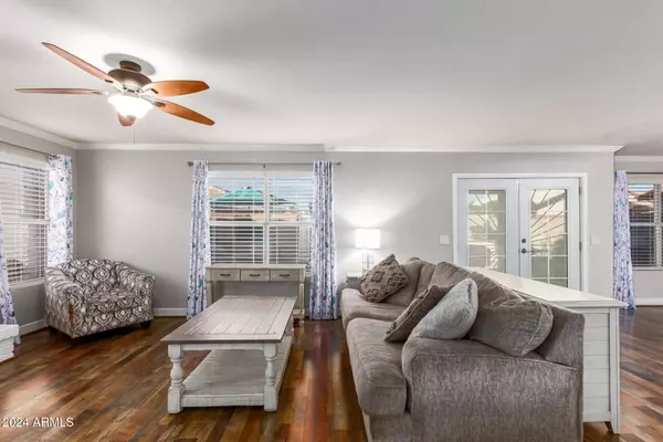 7938 W WESCOTT Drive, Glendale, AZ 85308