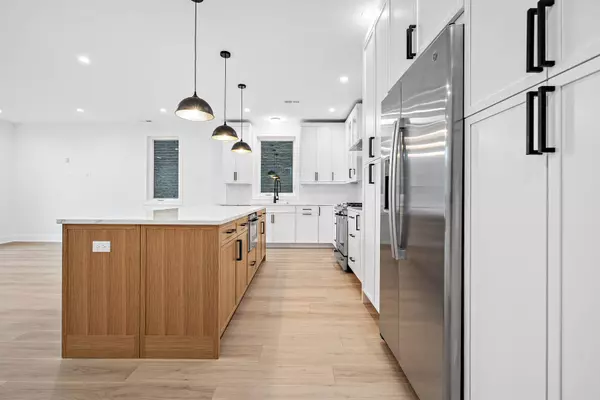 1109 W 16th Street #1, Chicago, IL 60608