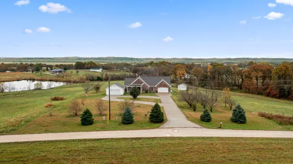 5310 Tebbetts View Drive, Tebbetts, MO 65080