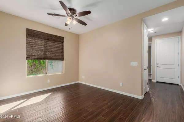 3432 E STRAWBERRY Drive, Gilbert, AZ 85298