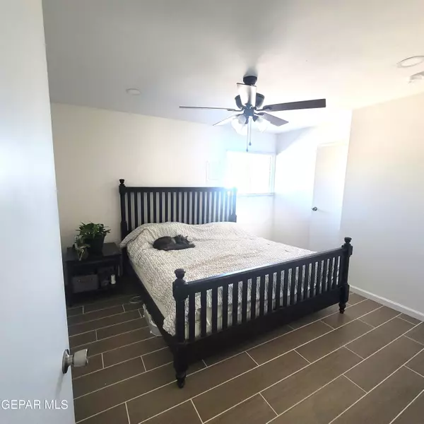 3811 PIERCE AVE, El Paso, TX 79930