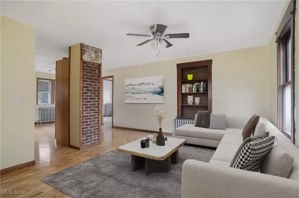 729 Fairfield School RD, Columbiana, OH 44408