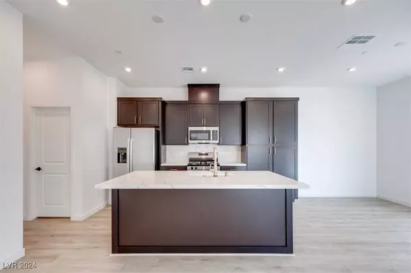 2663 Kindswood Street, Henderson, NV 89044