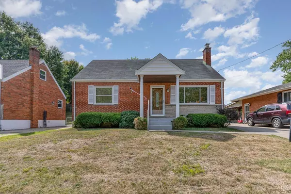 7147 Bluecrest Dr, Anderson Twp, OH 45230