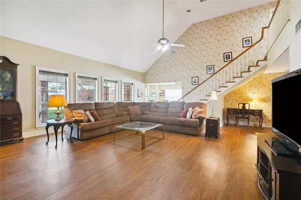 21 HERMITAGE DR, Marrero, LA 70072