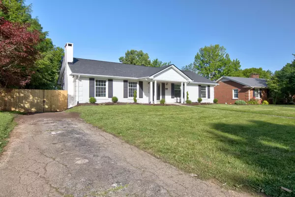 3429 Bellefonte Drive, Lexington, KY 40502