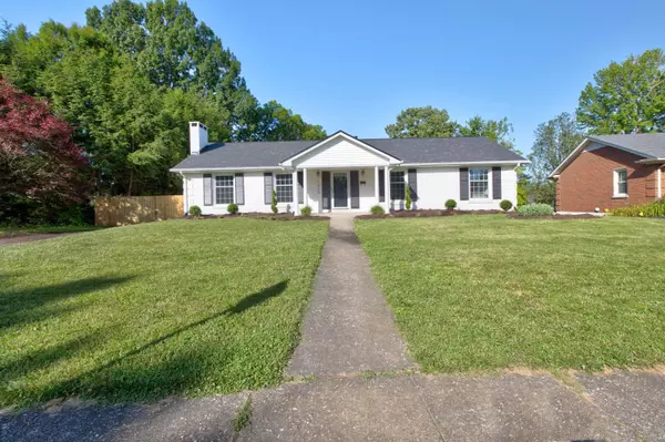 3429 Bellefonte Drive, Lexington, KY 40502