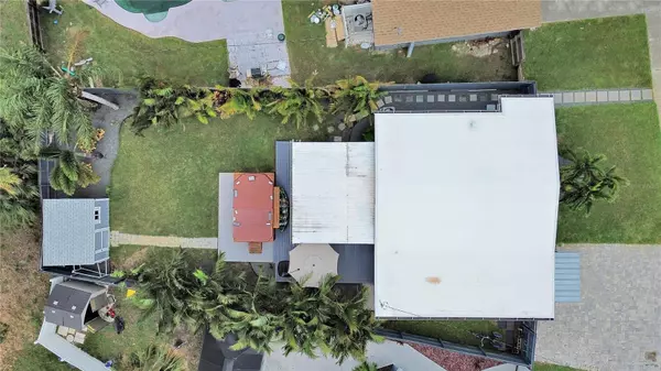 3712 OVERLOOK DR NE, Saint Petersburg, FL 33703