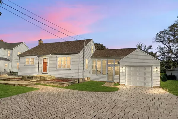 12108 Main ST, Huntley, IL 60142