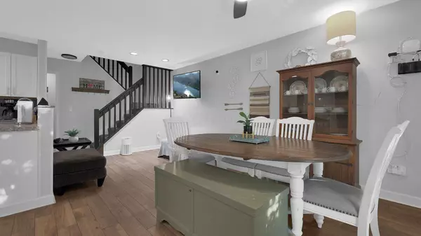 296 Oxford Oak Drive, Blacklick, OH 43004