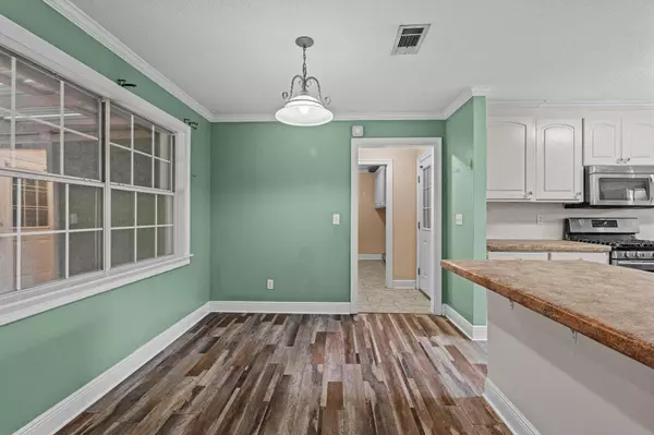 2 Pecanwood Dr., Petal, MS 39465