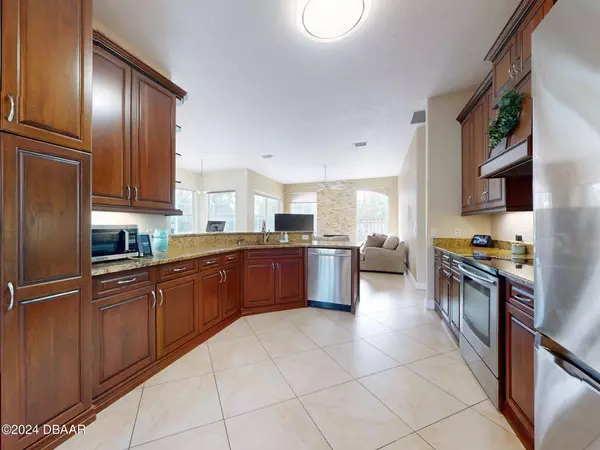 981 Smokerise BLVD, Port Orange, FL 32127