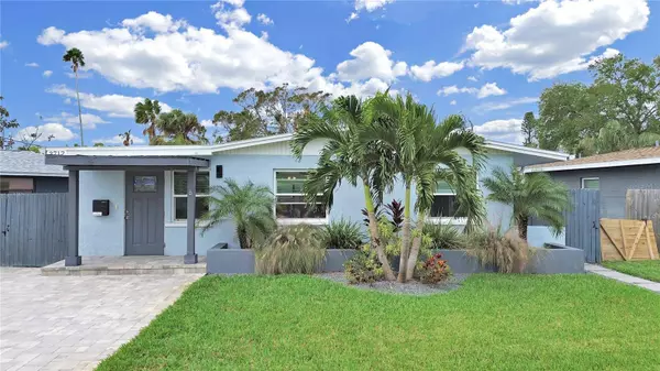 3712 OVERLOOK DR NE, Saint Petersburg, FL 33703