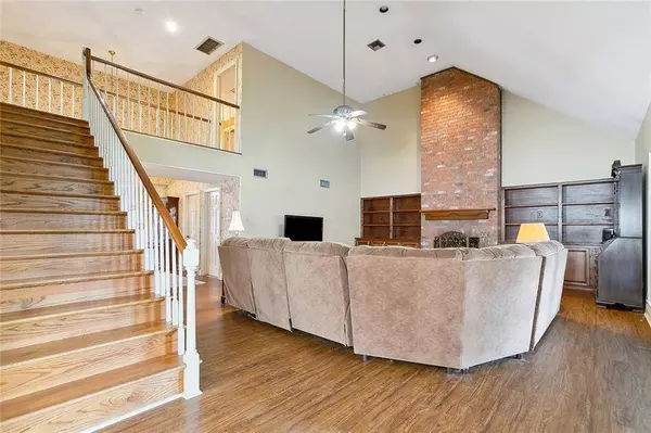 21 HERMITAGE DR, Marrero, LA 70072