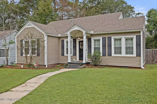 450 E Ridgeway Street, Jackson, MS 39206