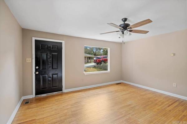 2910 Elam Street, Little Rock, AR 72204