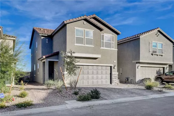 10136 Queens Pearl Street, Las Vegas, NV 89141