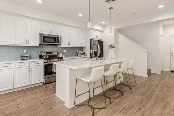 1185 Calle Oroblanco #1, Chula Vista, CA 91913